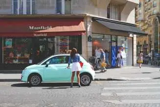 Frente de un local comercial a la calle